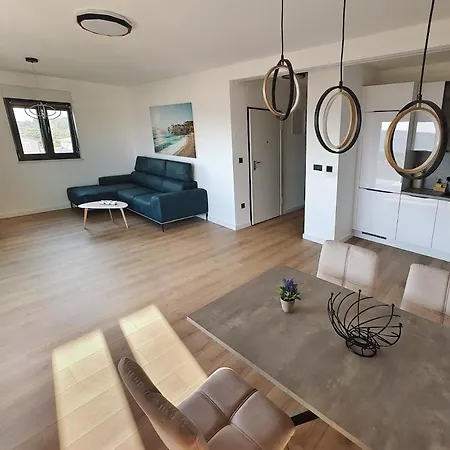 Apartament D&m Delux 2 *